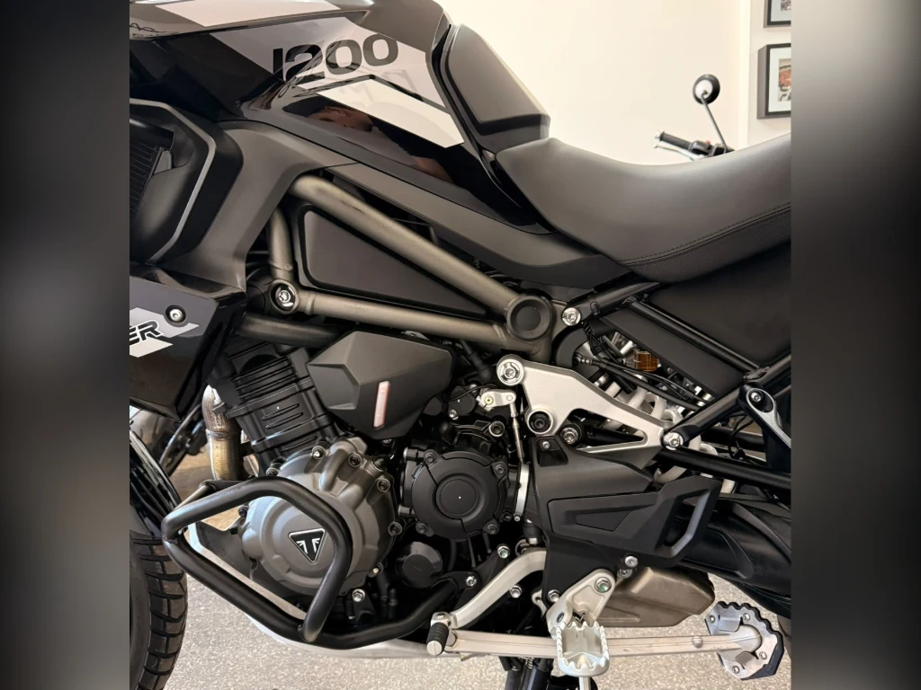 Miniatura da foto 9 - Triumph Tiger 1200 Rally PRO 2024