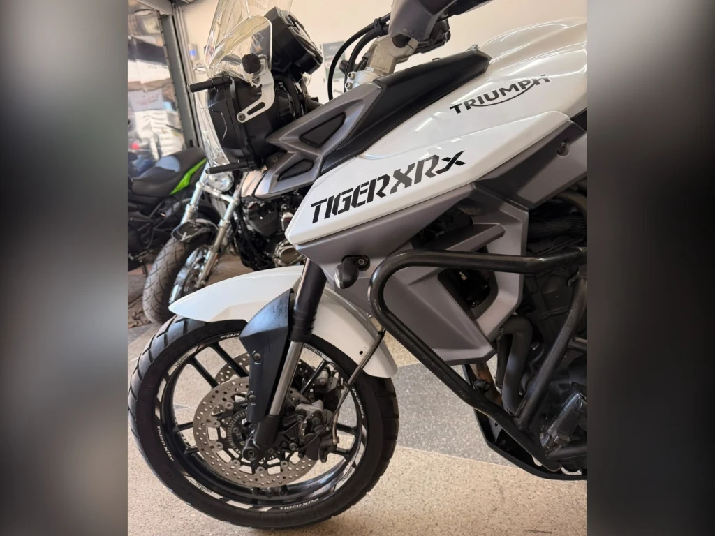 Miniatura da foto 13 - Triumph Tiger 800 XRX 2017