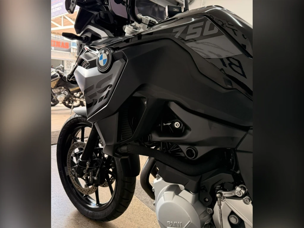 Miniatura da foto 4 - BMW F 750 GS Sport 2022
